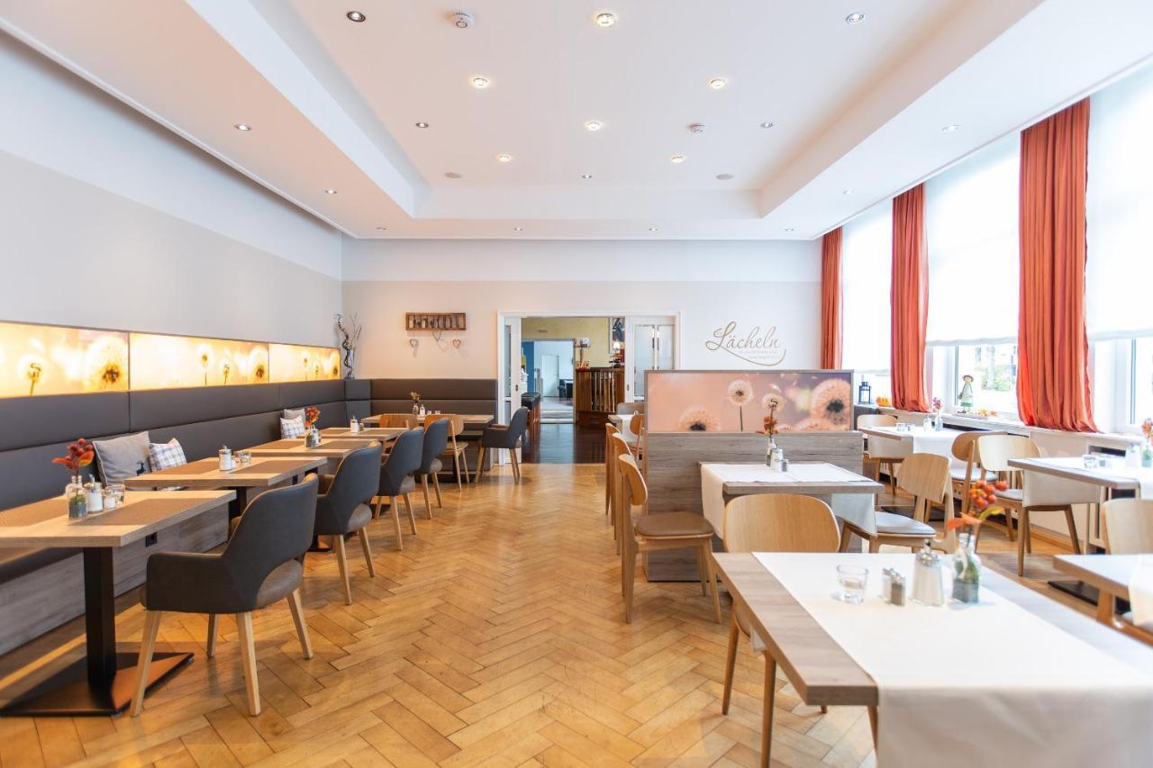 Hotel Bavaria Oldenburg Exteriör bild